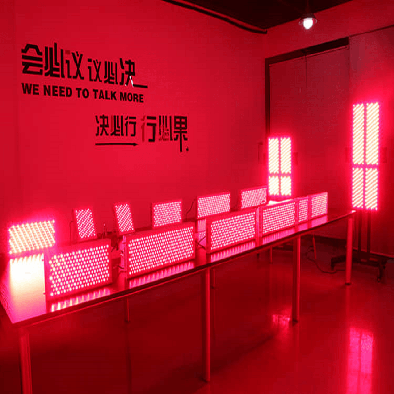 Hoe vind je Chinese rode lichttherapie lampmachines fabriek, fabricage en leverancier?